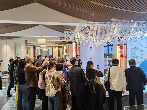 康养+旅游，，，激活墟落振兴新引擎